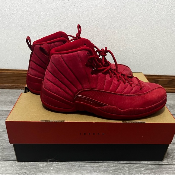 Air Jordan 12 Retro Gym Reds - Picture 3 of 5
